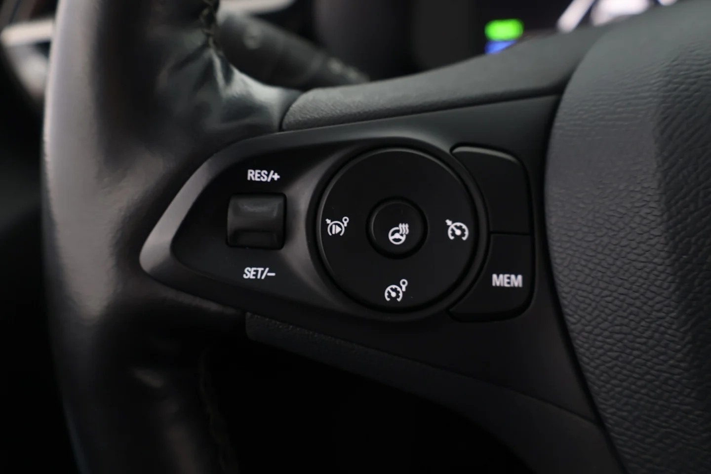Car Image - 1bvRX8ztjFZiB2gkYDhJHw