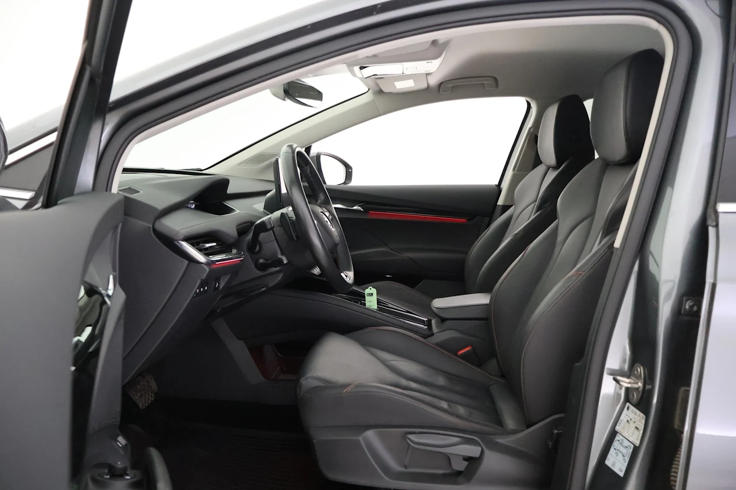 Car Image - 2k1pmQ7k6hpb9GOthuIof7