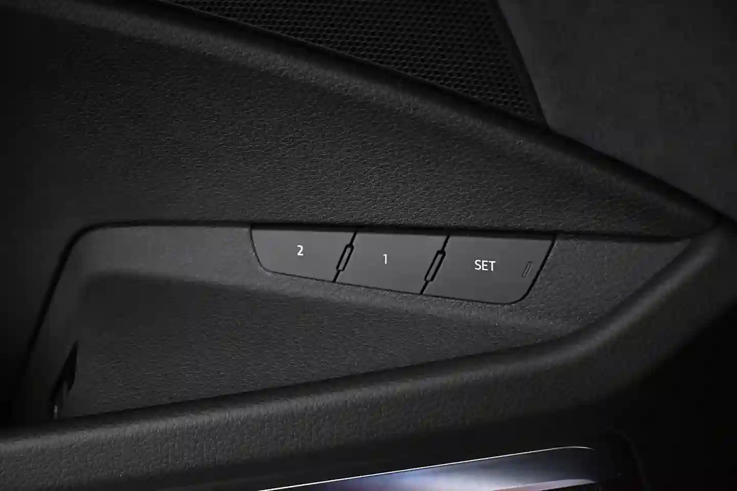 Car Image - 79TG8GiCDd5e8RDns5ghYe