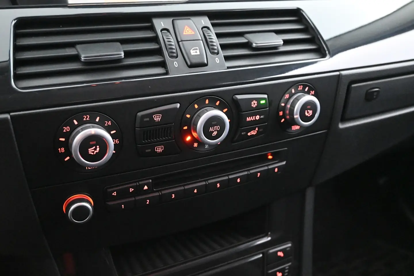 Car Image - mZjI4K01CfPavlRWmPKFT