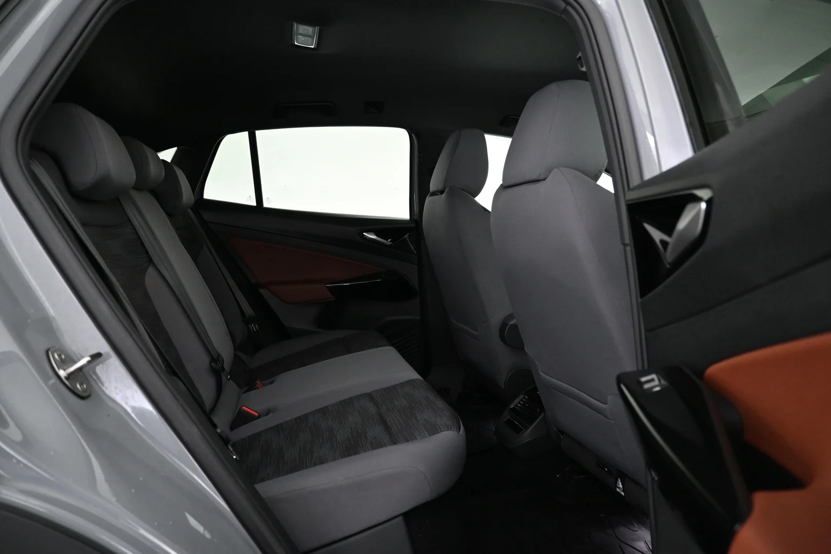 Car Image - 6Ho2rpKLqk6YXlwO8FEEji