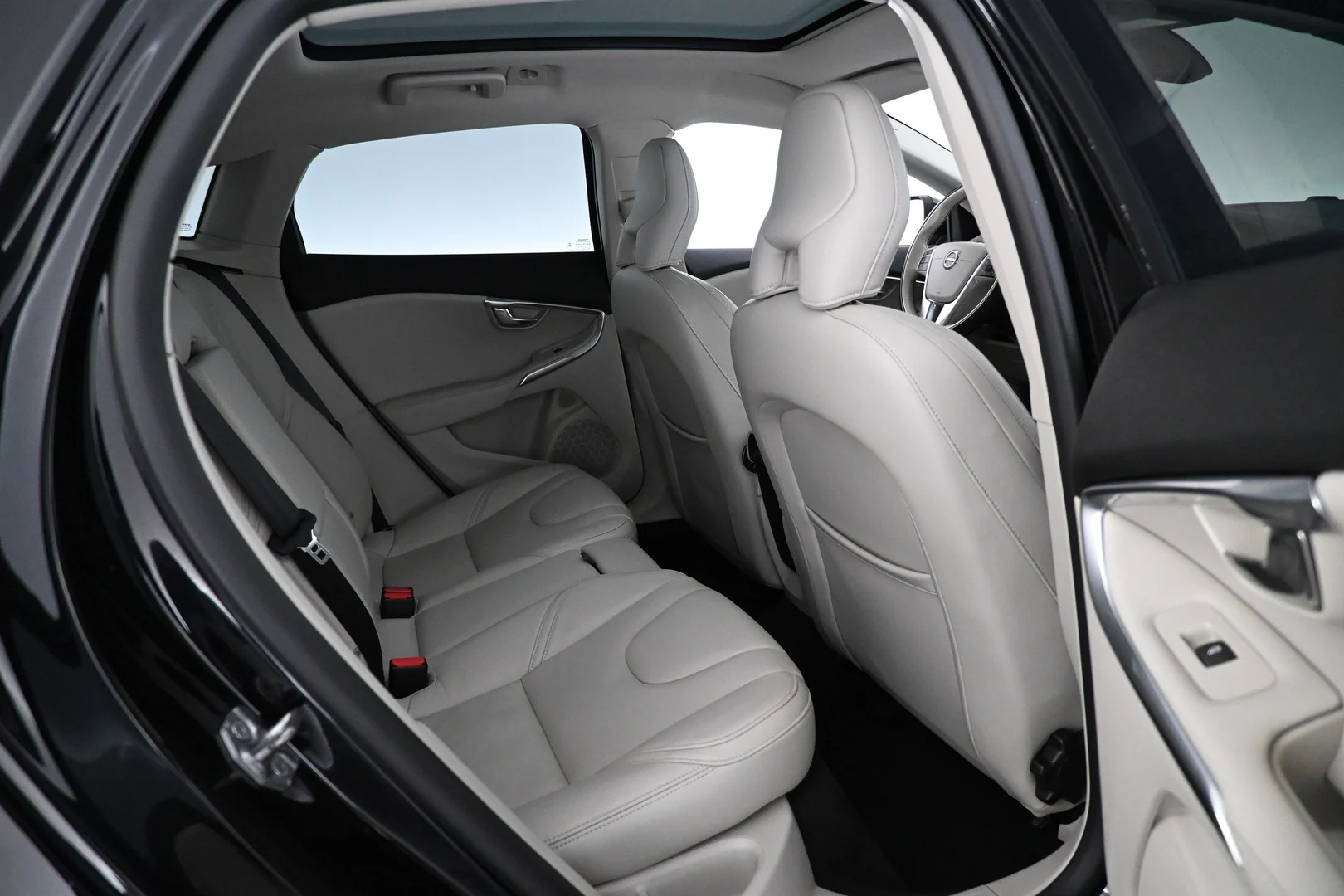 Car Image - 6gnxFVjbNKMKKlUKIBYwUH