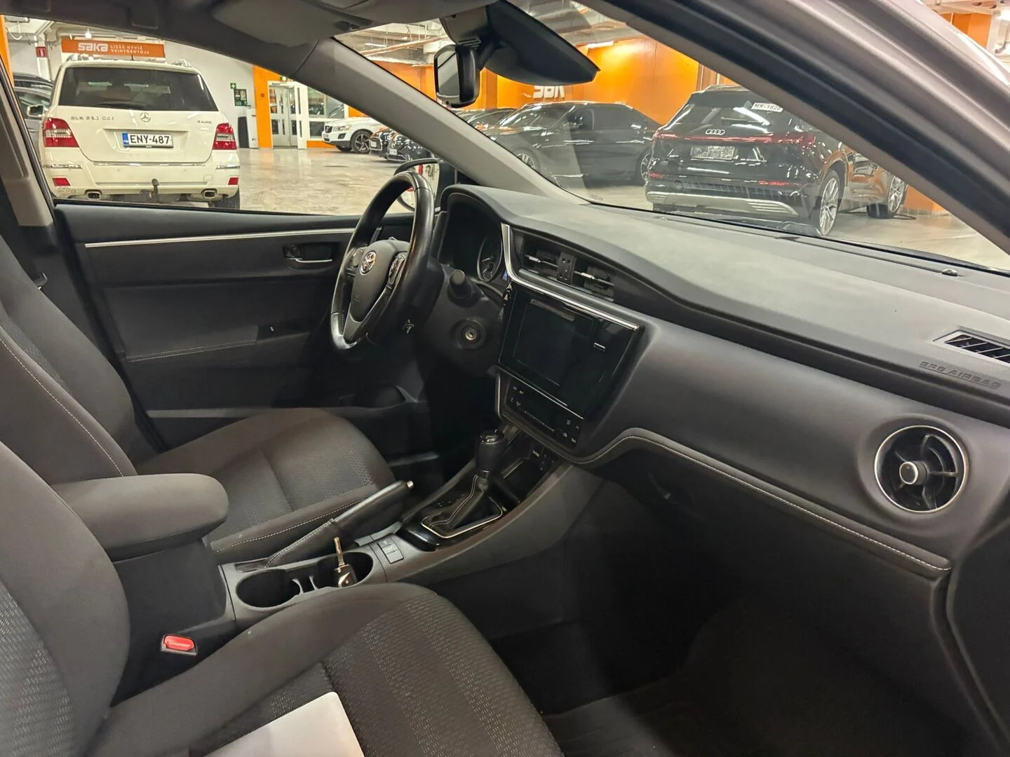 Car Image - 5mHmYySR5PaIViMcZbyXmC