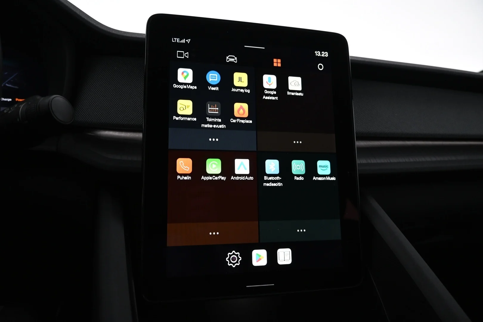 Car Image - 1DLlgE7G9BsL4TkneoYqtT