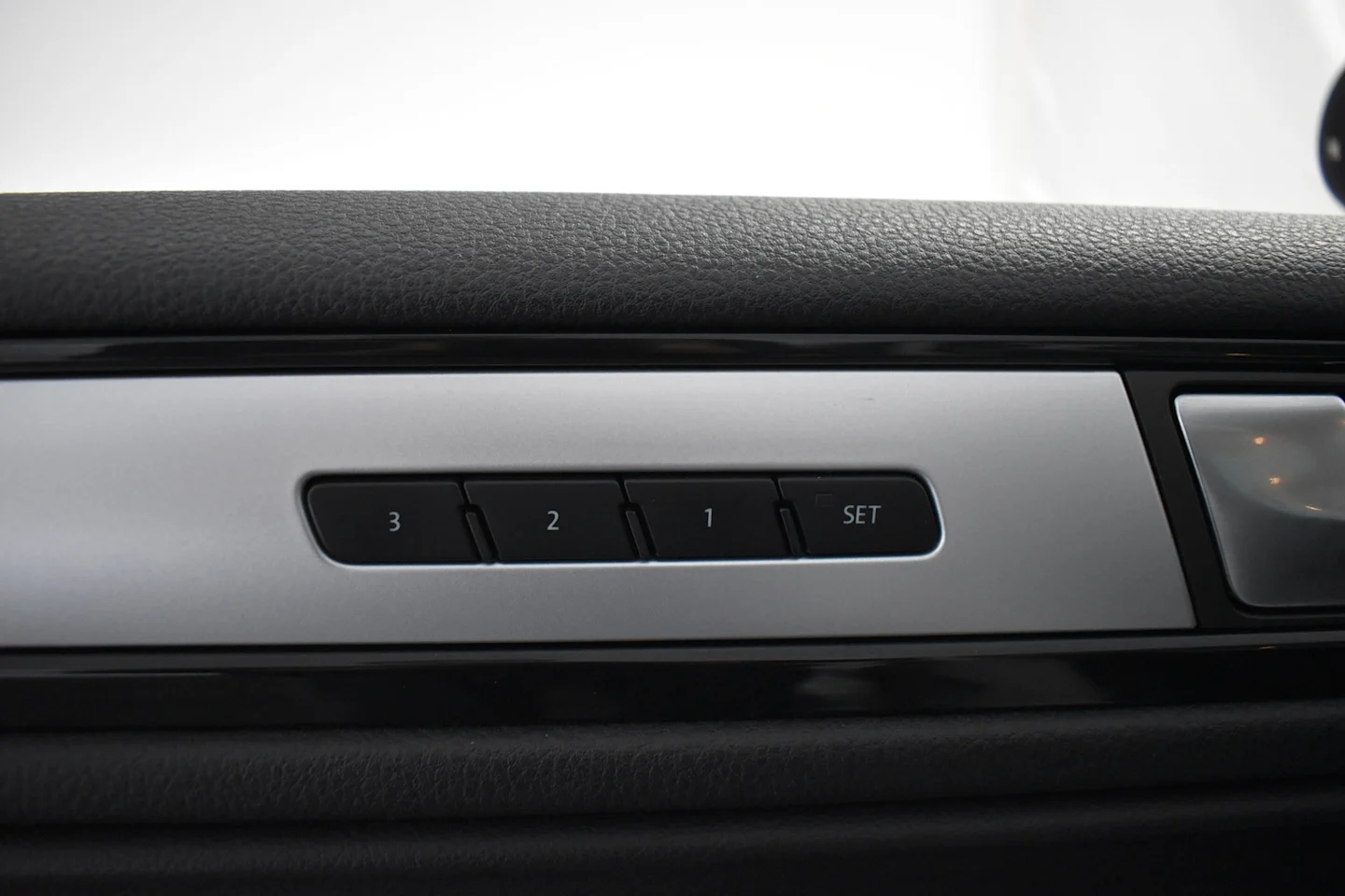 Car Image - 2a7h2zXA7gkyf8r9iN0F8V