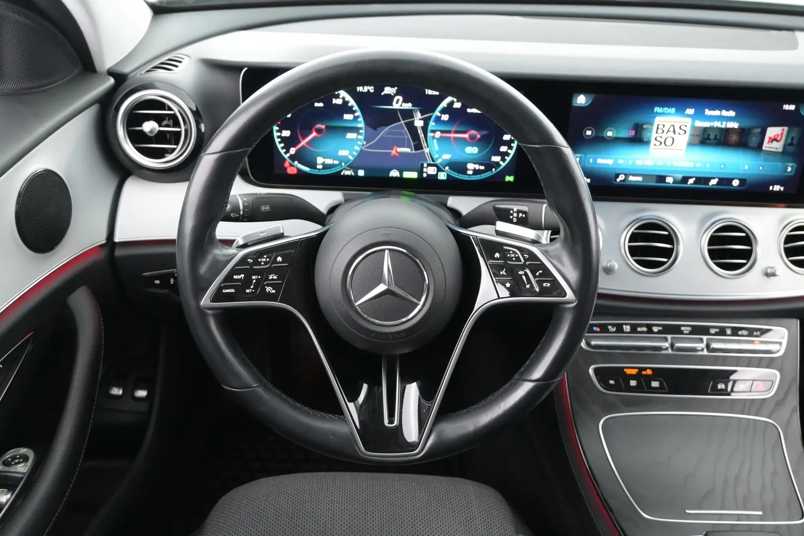 Car Image - 7t70eCS5KD9S2XgGO5uJfd