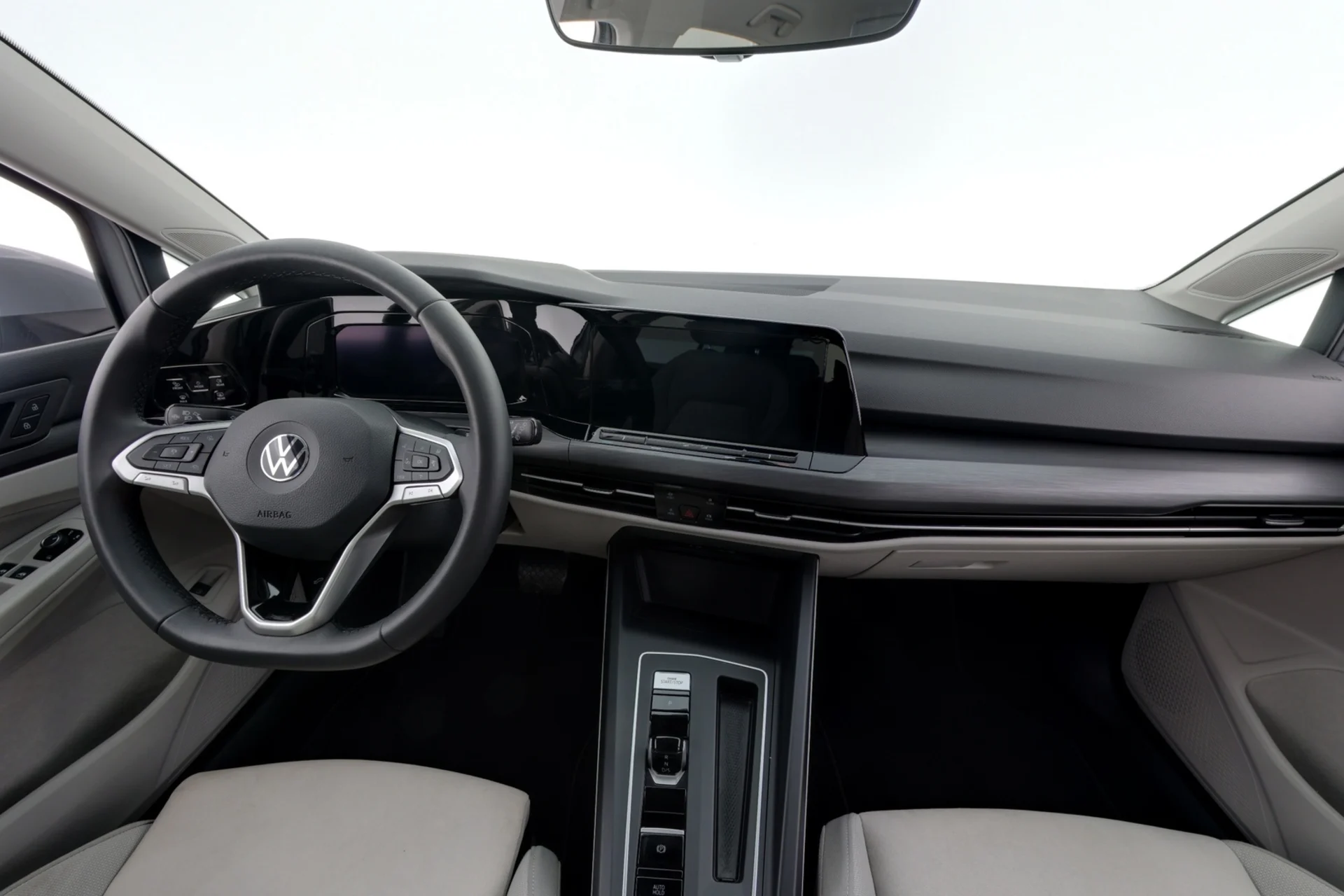 Car Image - 16uVDu3JnCeMyEd1AKSDve