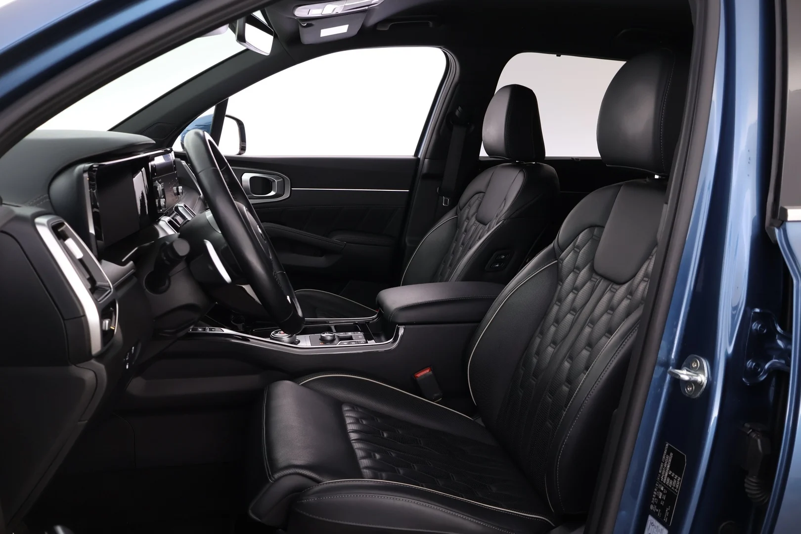 Car Image - 1A9ylQQb1DFi6UddE2rNRq
