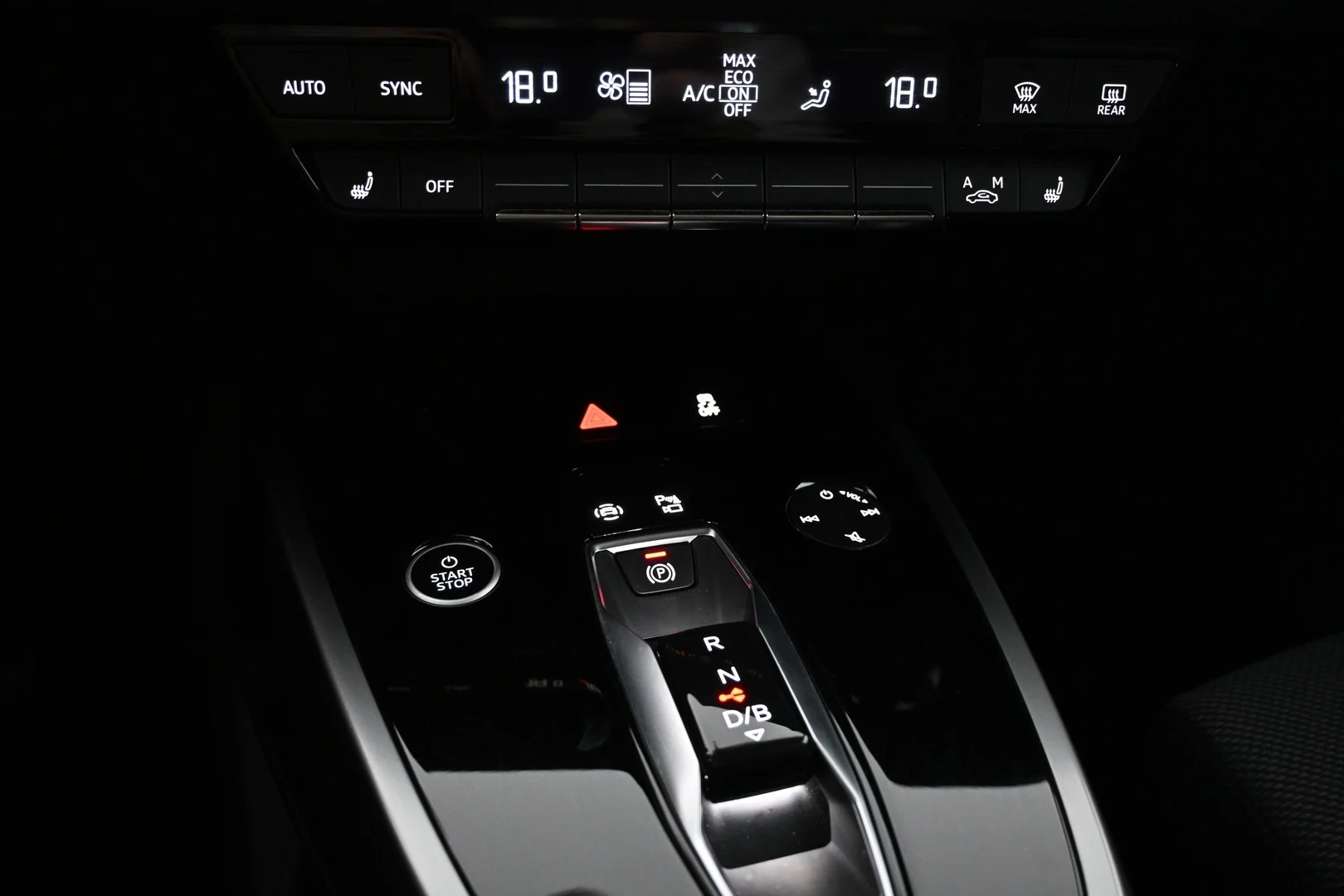 Car Image - 6akTRNvfoou585esxiZd0X