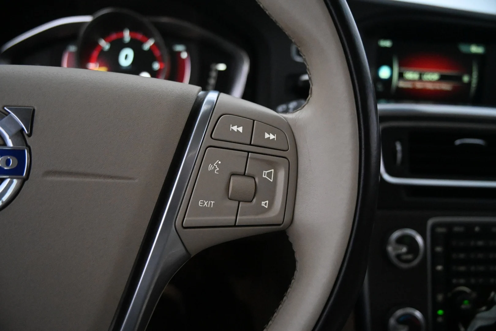 Car Image - 7wqgfSHWiUUaR7gpEcrEqX