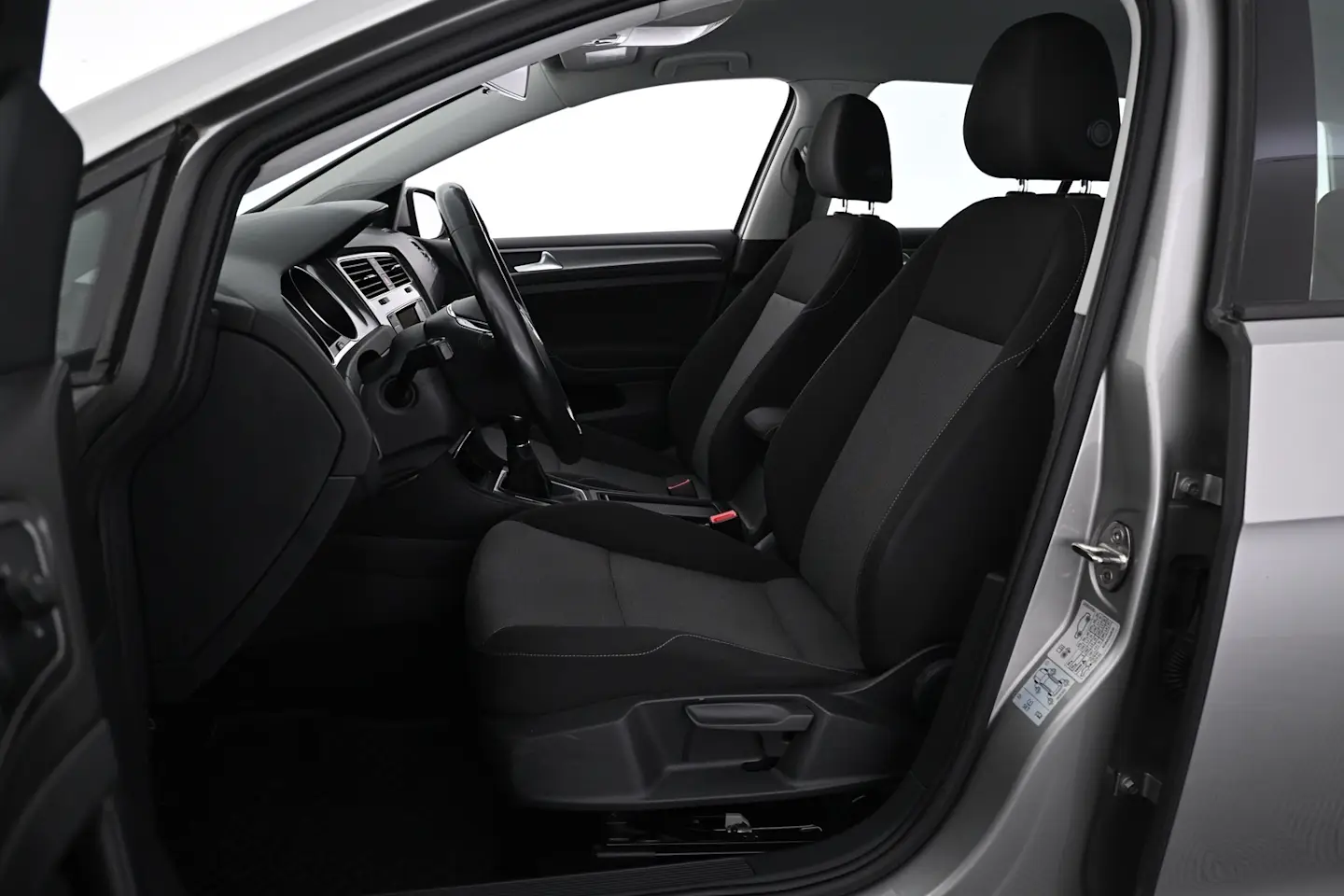Car Image - 2yxUhVxltFYYS4N3SUoCmF