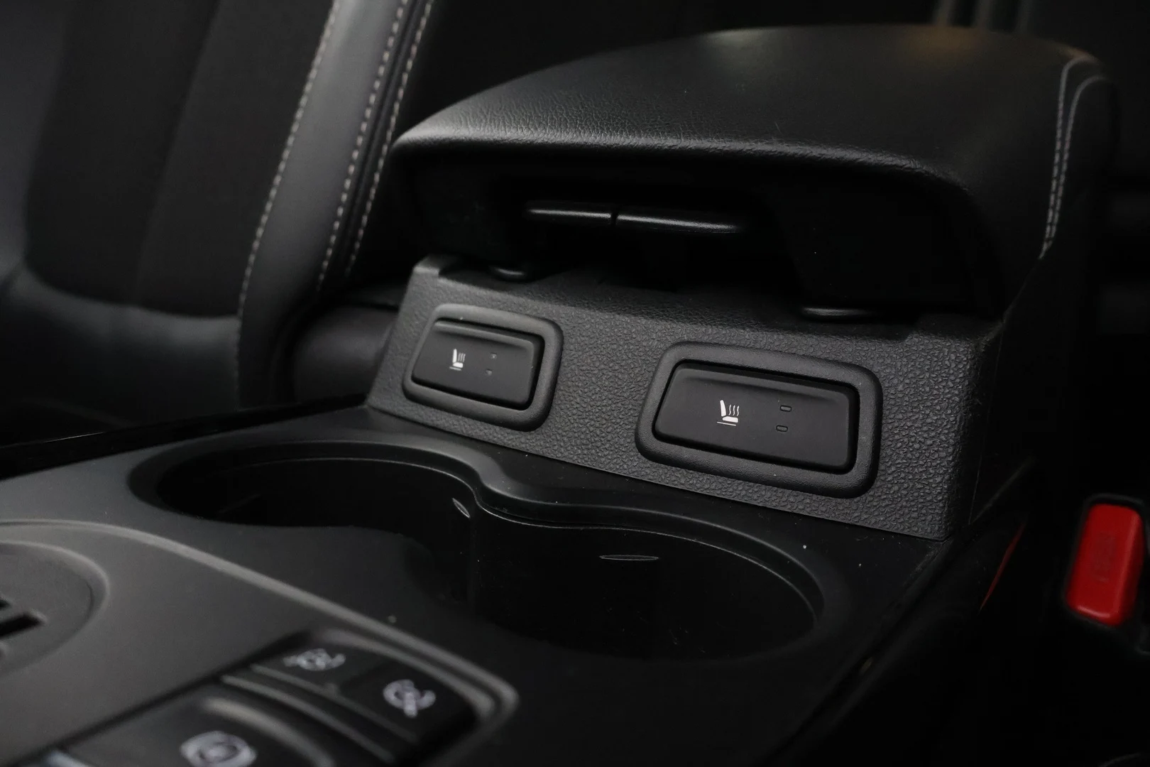Car Image - 1UCUYW1Pb9Mzou8NNvlKFf