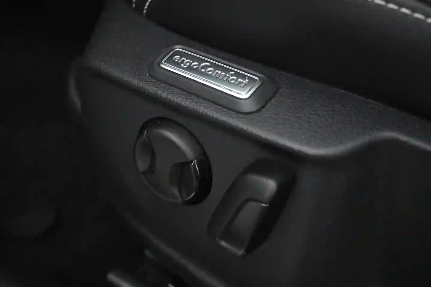 Car Image - 2FczeDDtWsb0OPE6DSYiQD