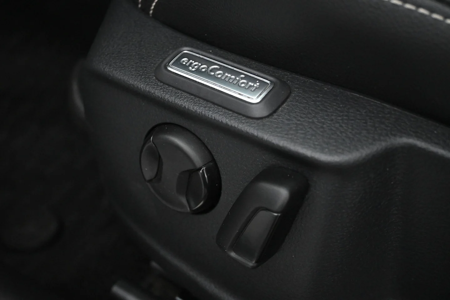 Car Image - 2FczeDDtWsb0OPE6DSYiQD