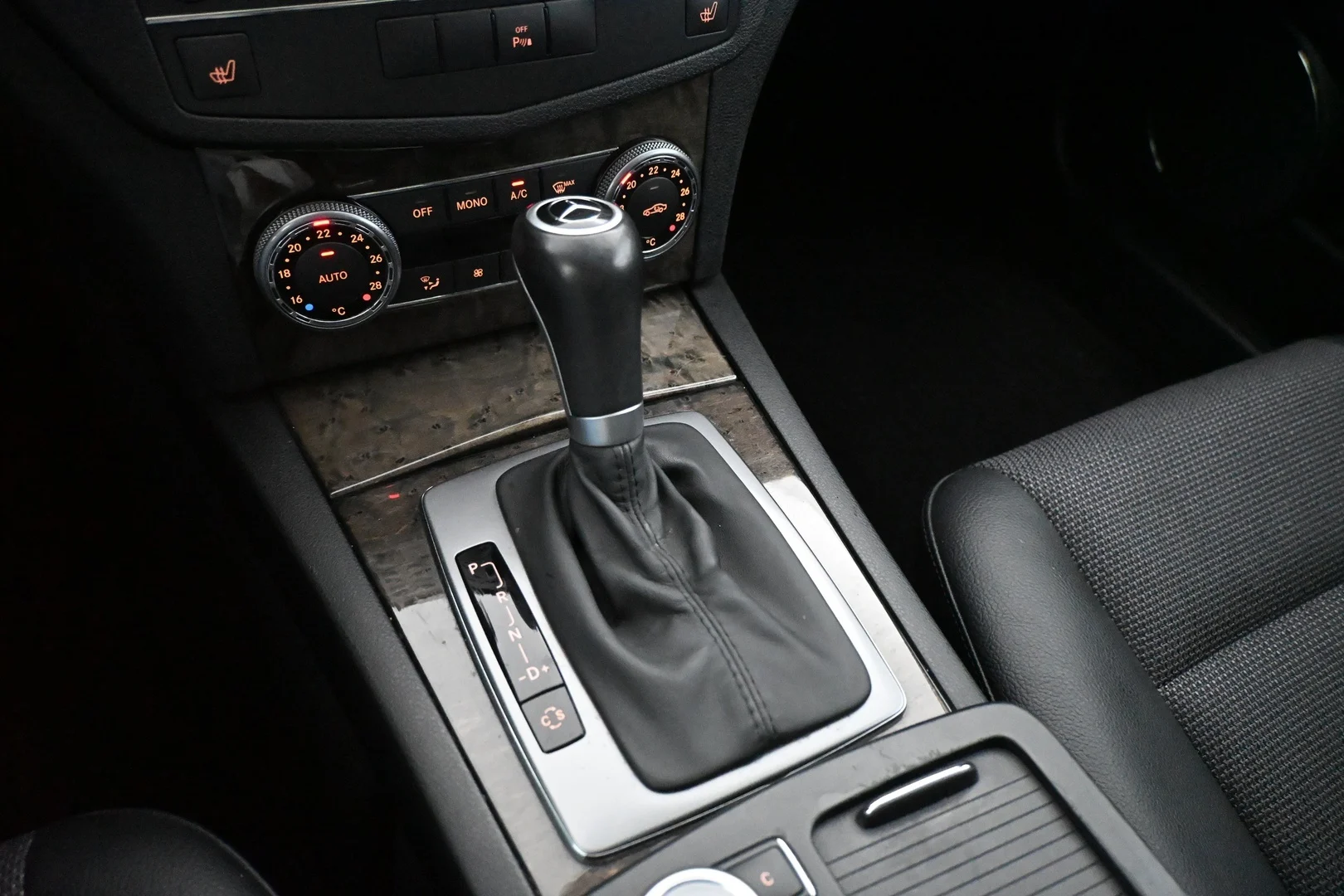 Car Image - 6LnQz9kXB9oe2inl1YyRWg