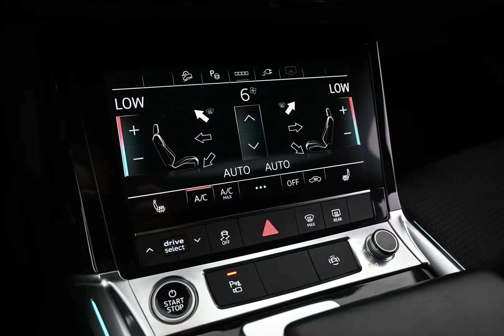 Car Image - 6LvkYvJfHlTz20ZEr3k0ji