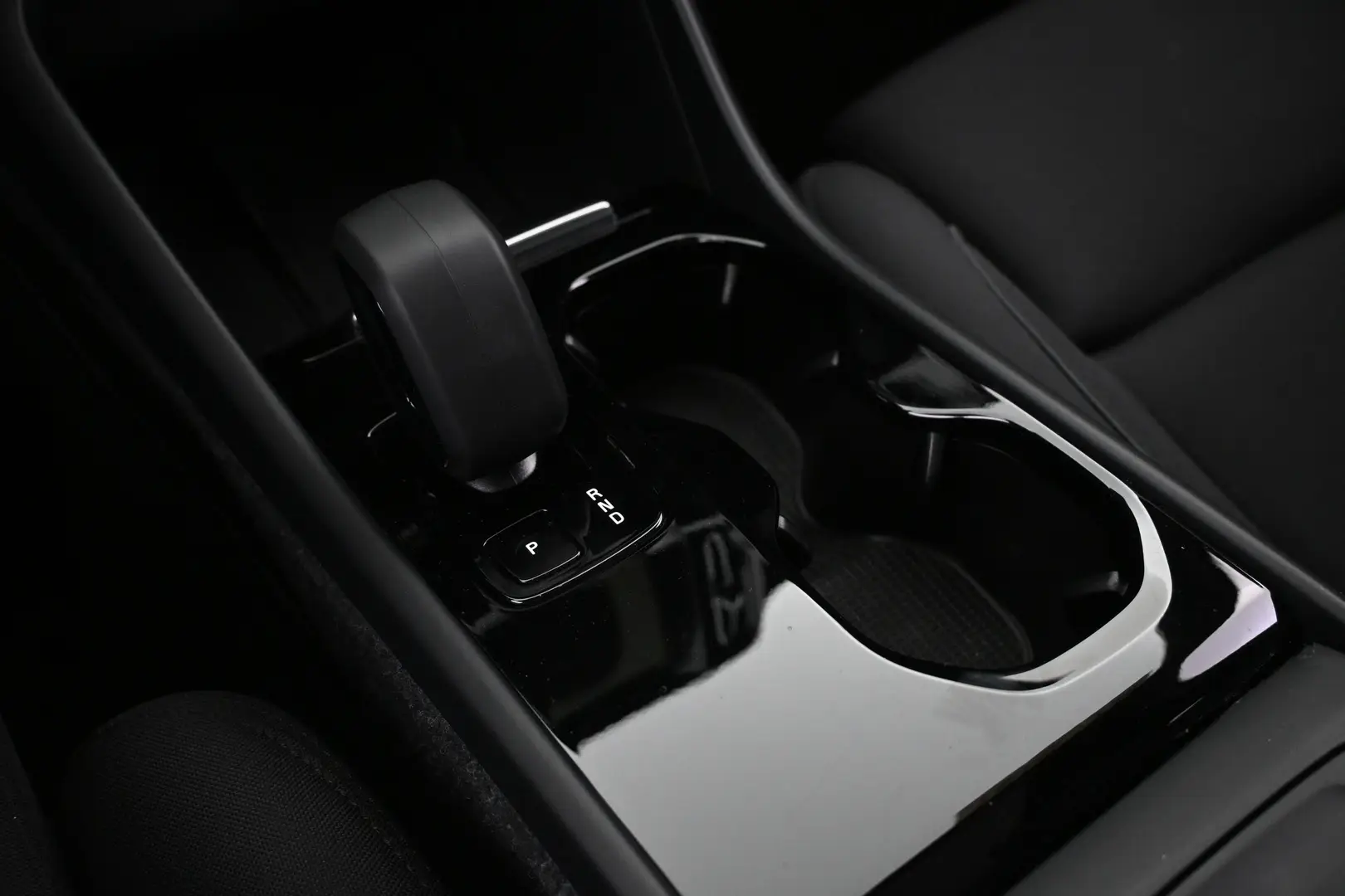 Car Image - 4dyMFSBr8RFKR3EwcYuJxu