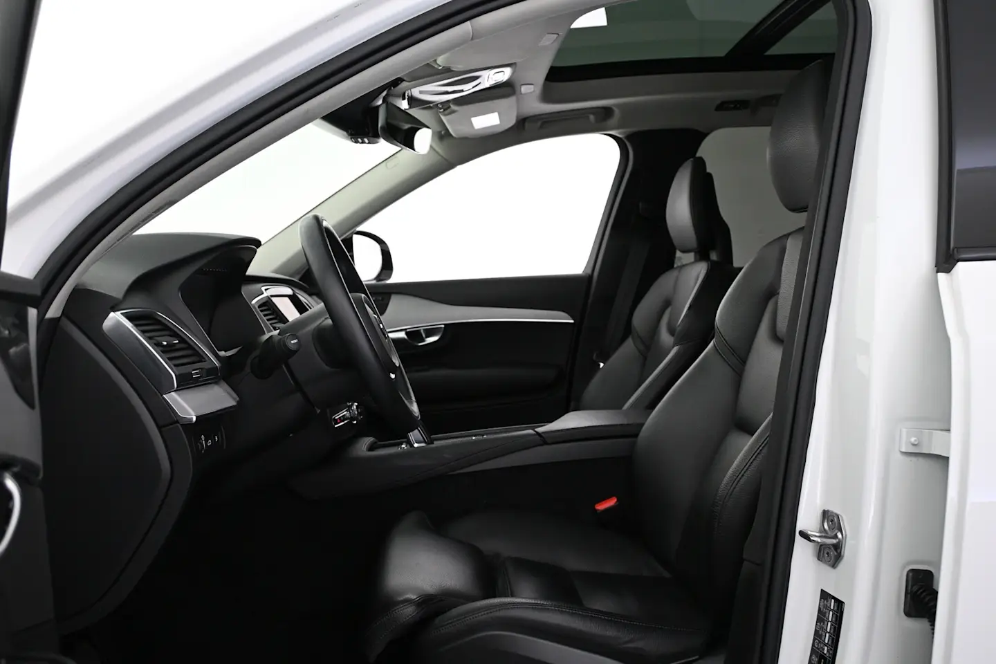 Car Image - 2nmVslyYfYRVBiDCM0o4pp