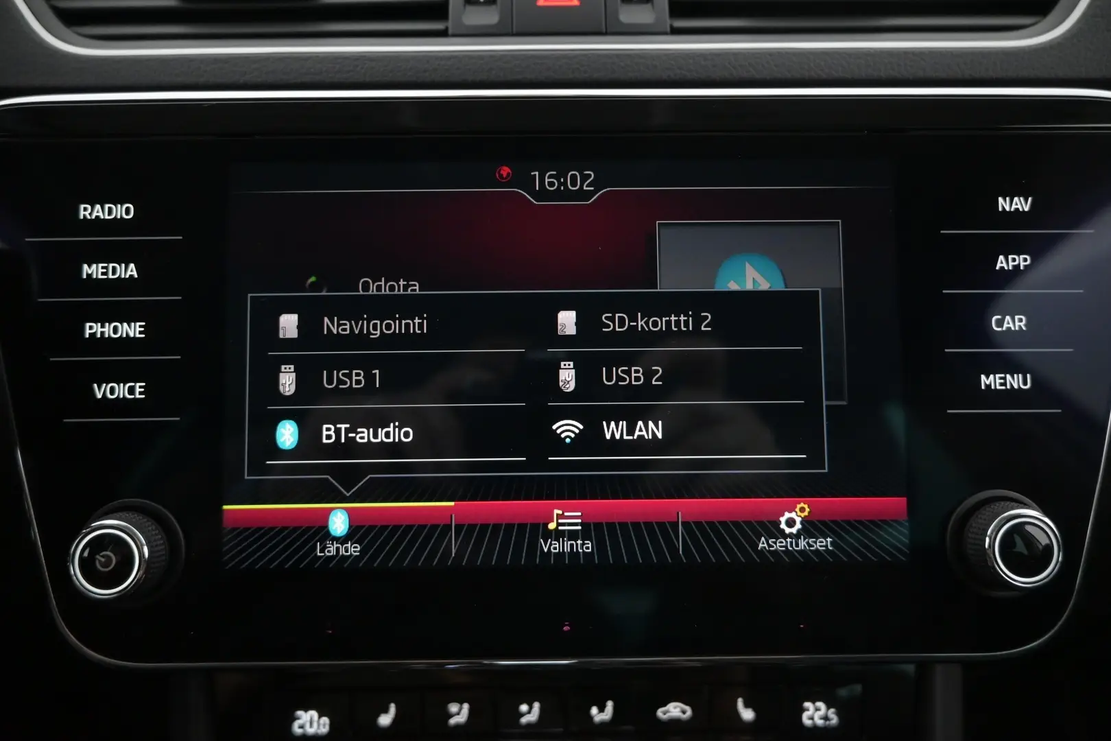 Car Image - 10NYLuMF3T2dVnSkDqeNfB