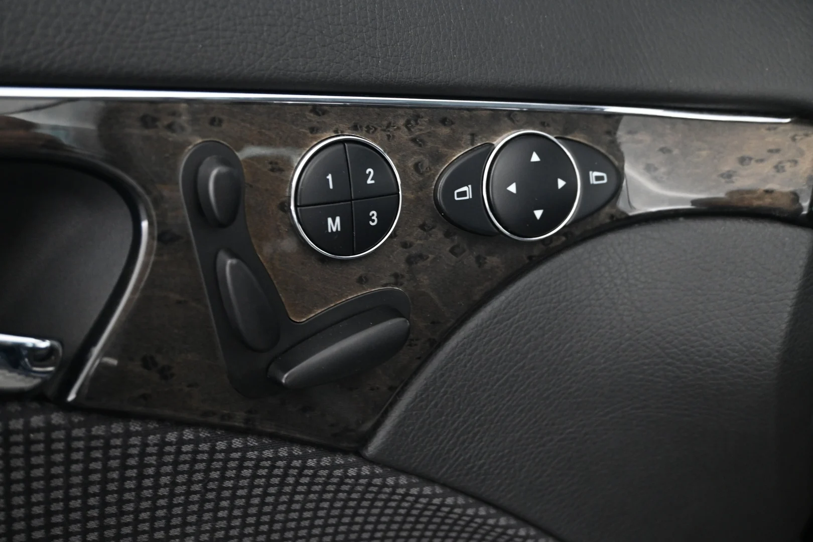 Car Image - 6TImRqmFWlZad85hNkSzgQ