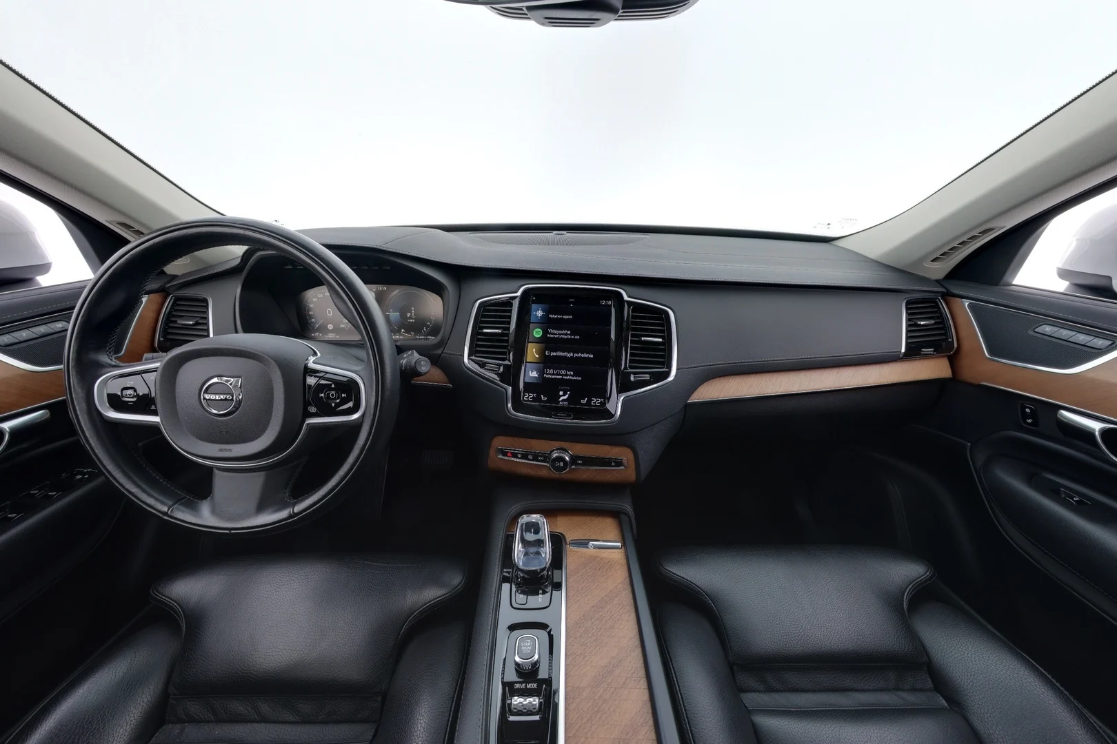 Car Image - 2MBbTSDhgg1PyLUQXcRg6E