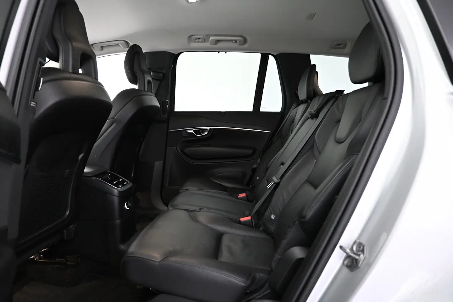 Car Image - 41Inm4ojLLscQVaudBaMmk