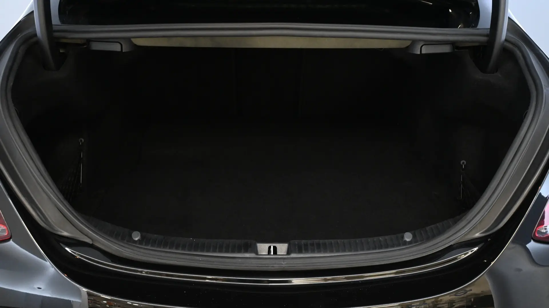 Car Image - 2g3jLw1bEmpqw024JCjp1U
