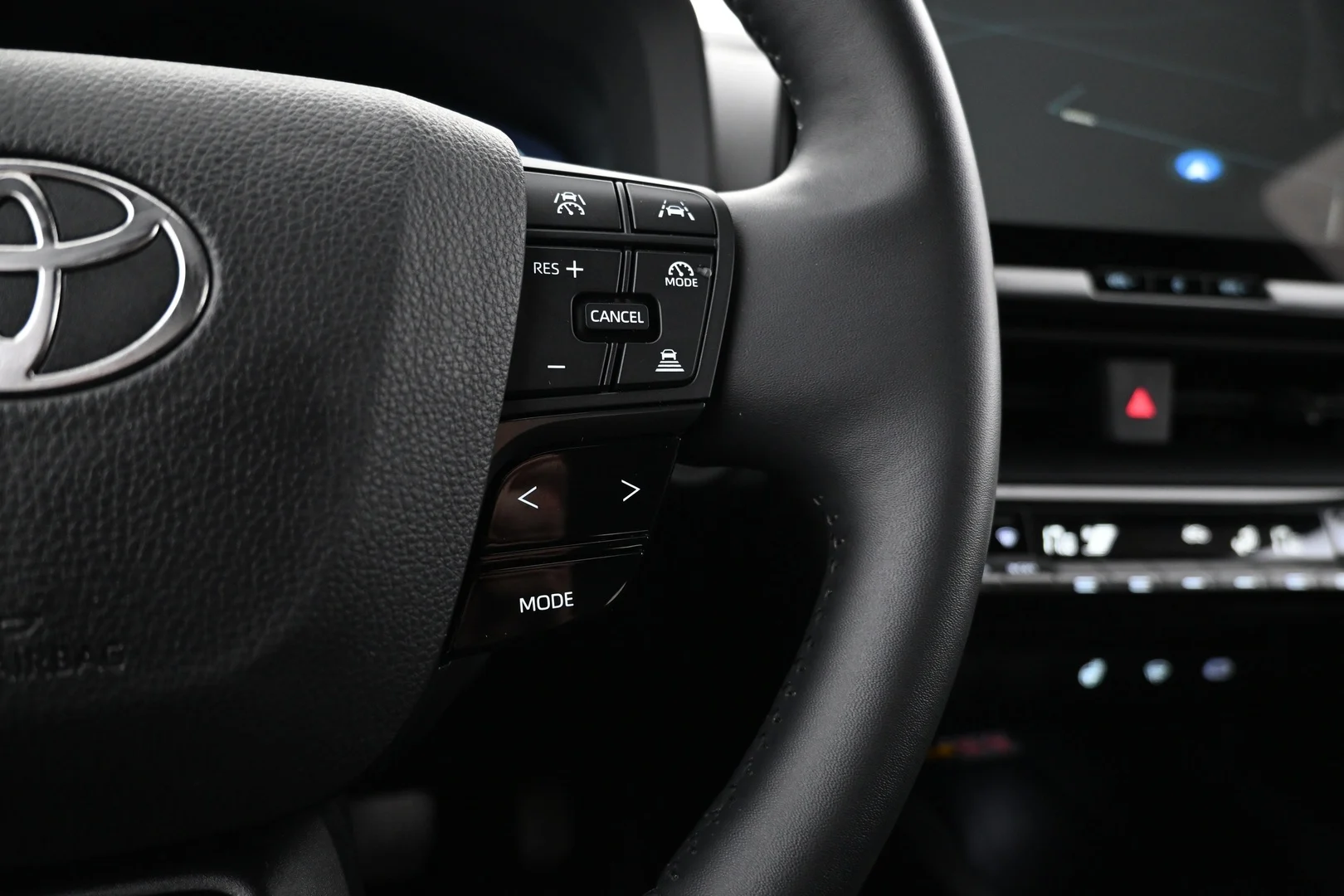 Car Image - 1vZUpPovSojF1xM1gdrq2u