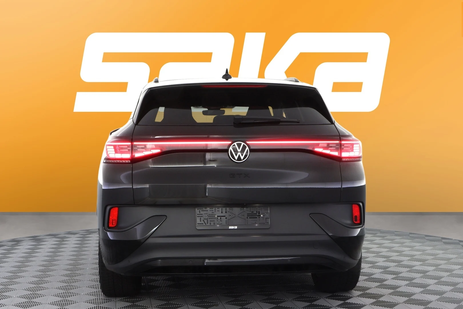 Car Image - KGqfZYhpfTsrwNG34czfg