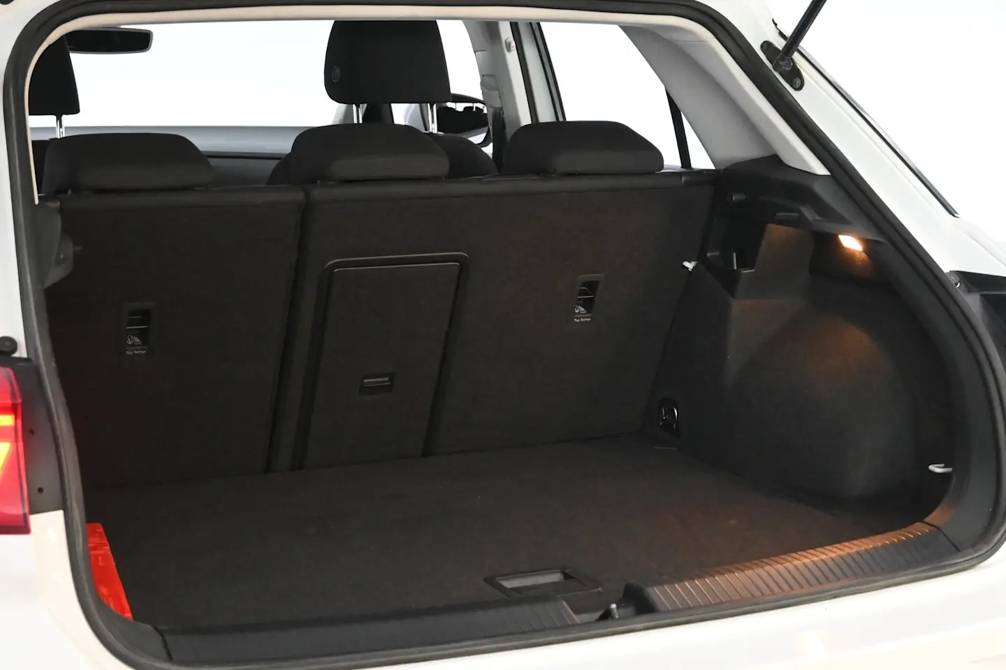 Car Image - 3PHagnfGReKXWKIZI0V585