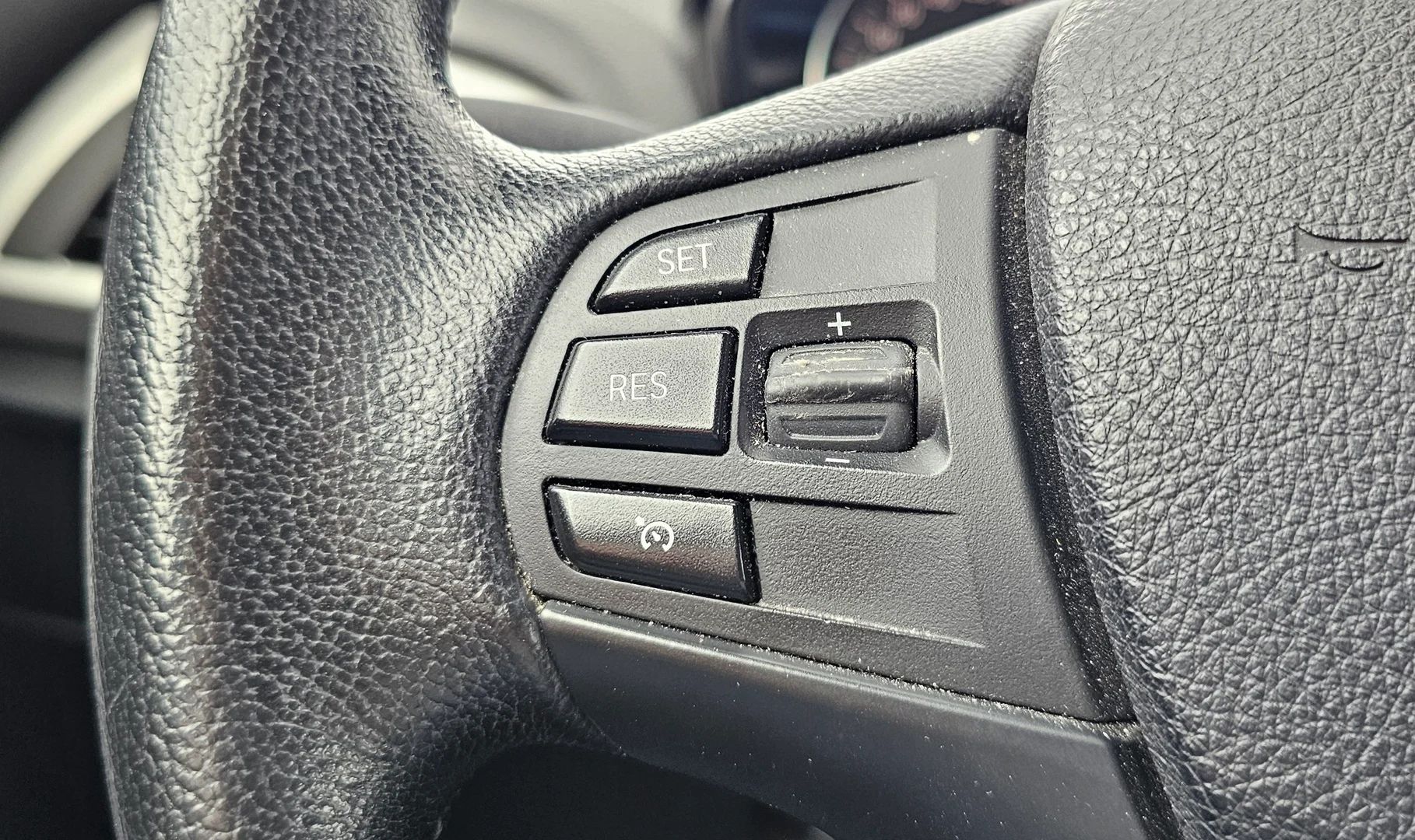 Car Image - qNDE1Th6VDv6T29CofAE8