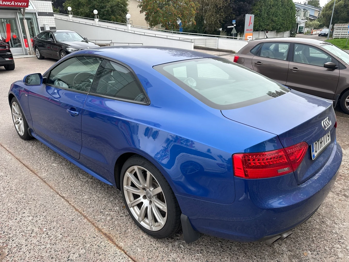 Car Image - 18U7dw0Zklr9Ii11dcpHWF