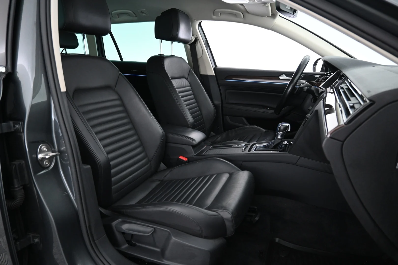 Car Image - 5okmcaeFxF99n2pVft59g1