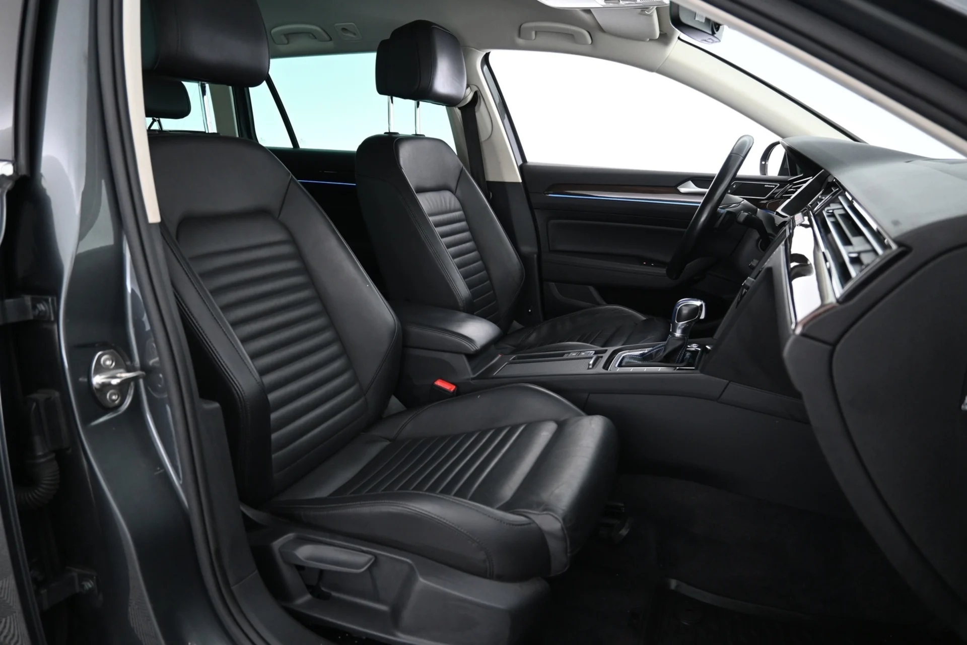 Car Image - 5okmcaeFxF99n2pVft59g1