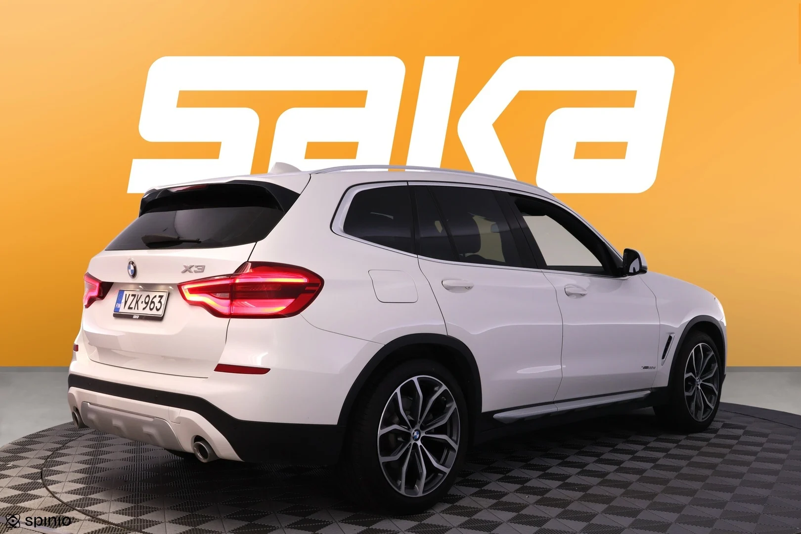 Car Image - 4j7Z54j4EcMk0l6JY7LTFq