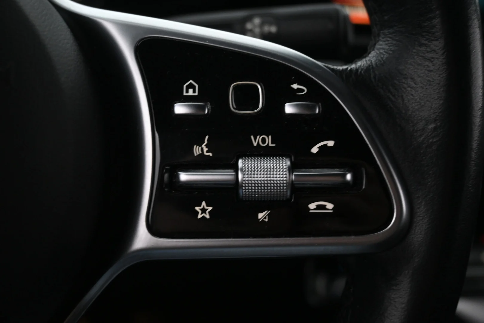 Car Image - 58wfOX0Eiu4RbK6uwsj6l5