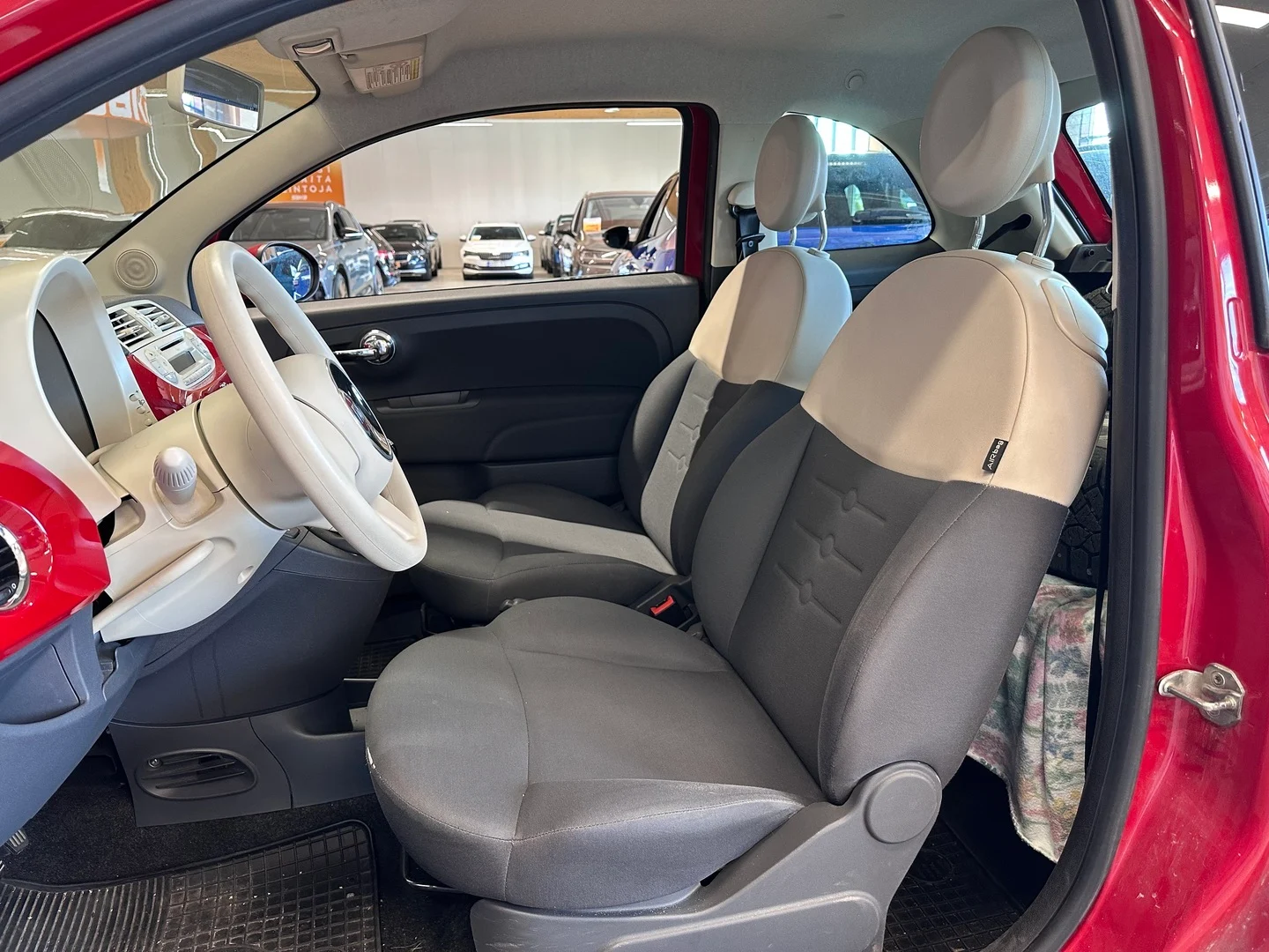 Car Image - 3wR0Zbb6rNKZnsCGZgKYOl