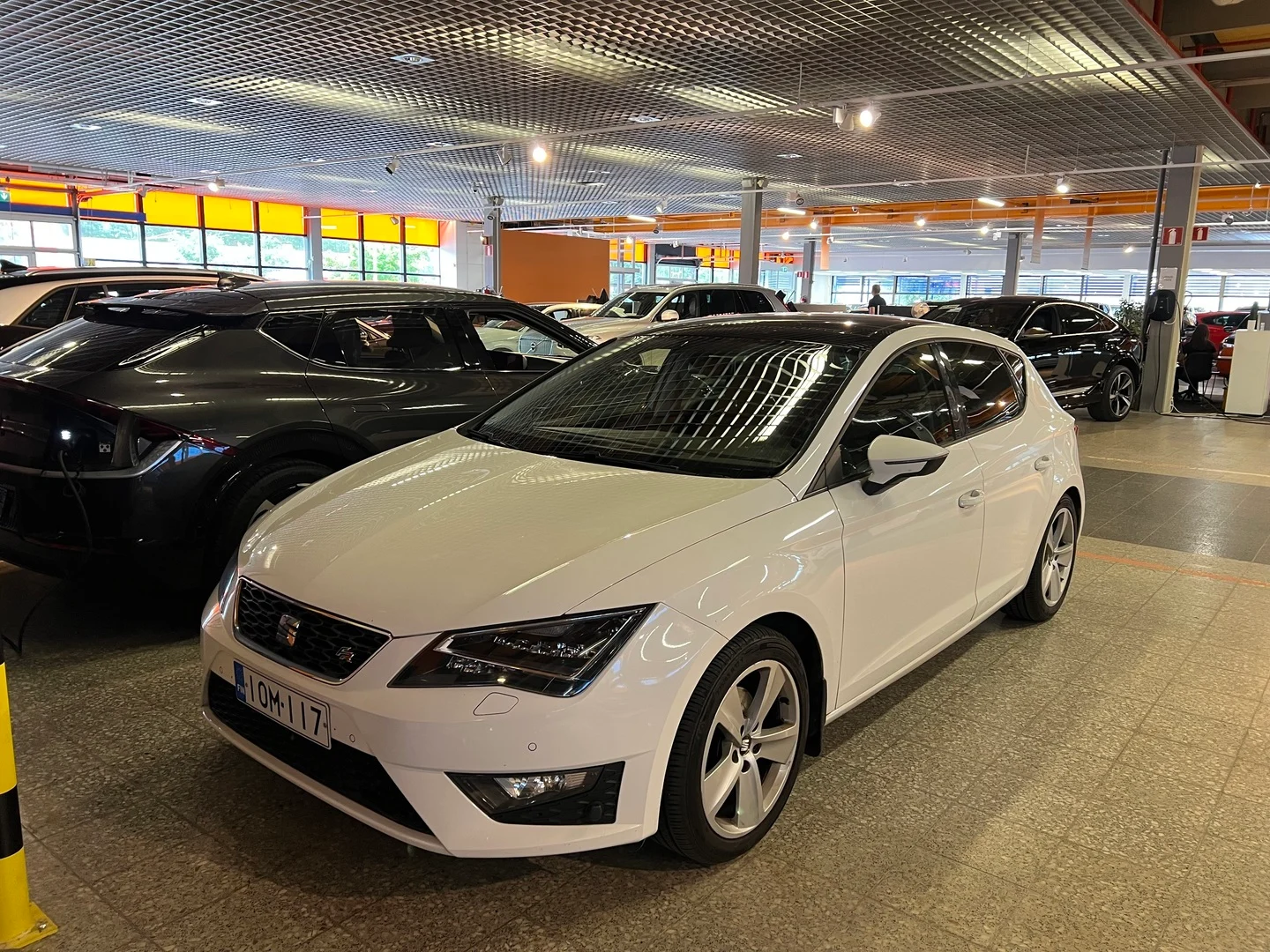 Car Image - veZJl29mAoFljQmITQzUE