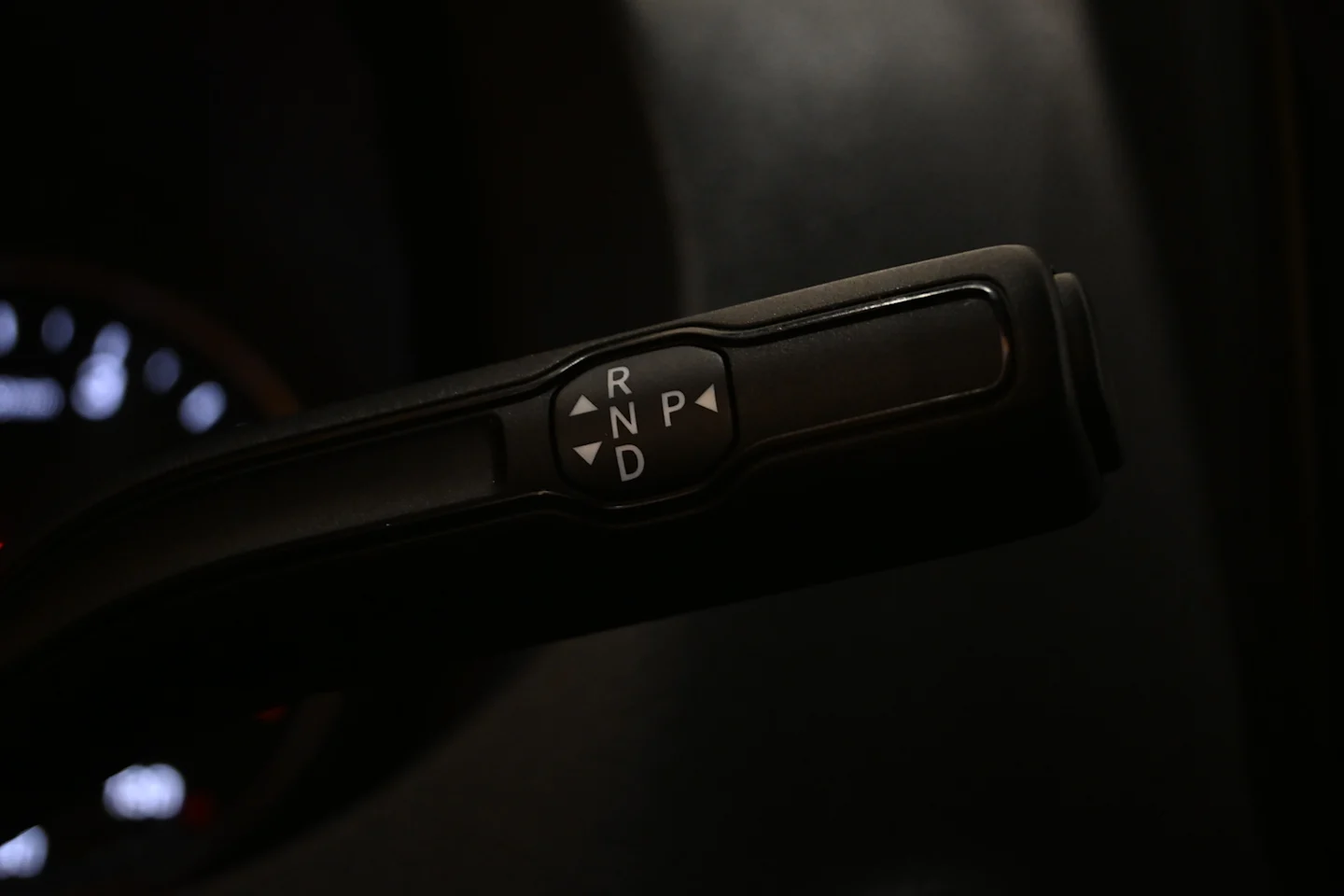 Car Image - 619X77E2DHYuaZOPwOVcUc