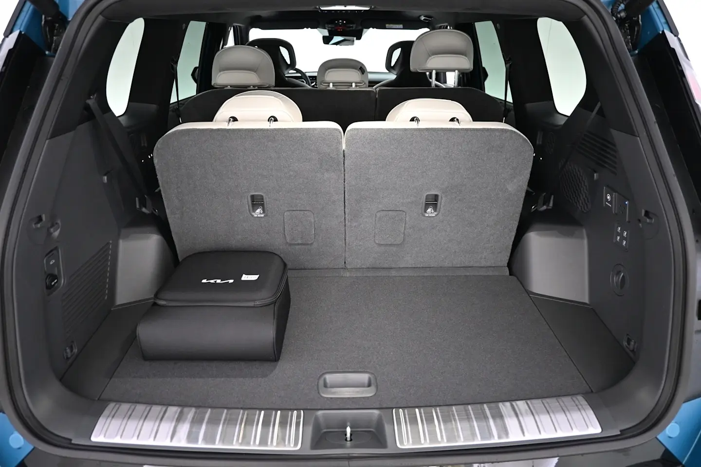 Car Image - 31ZbbmMQNUjQda4Achbdnb