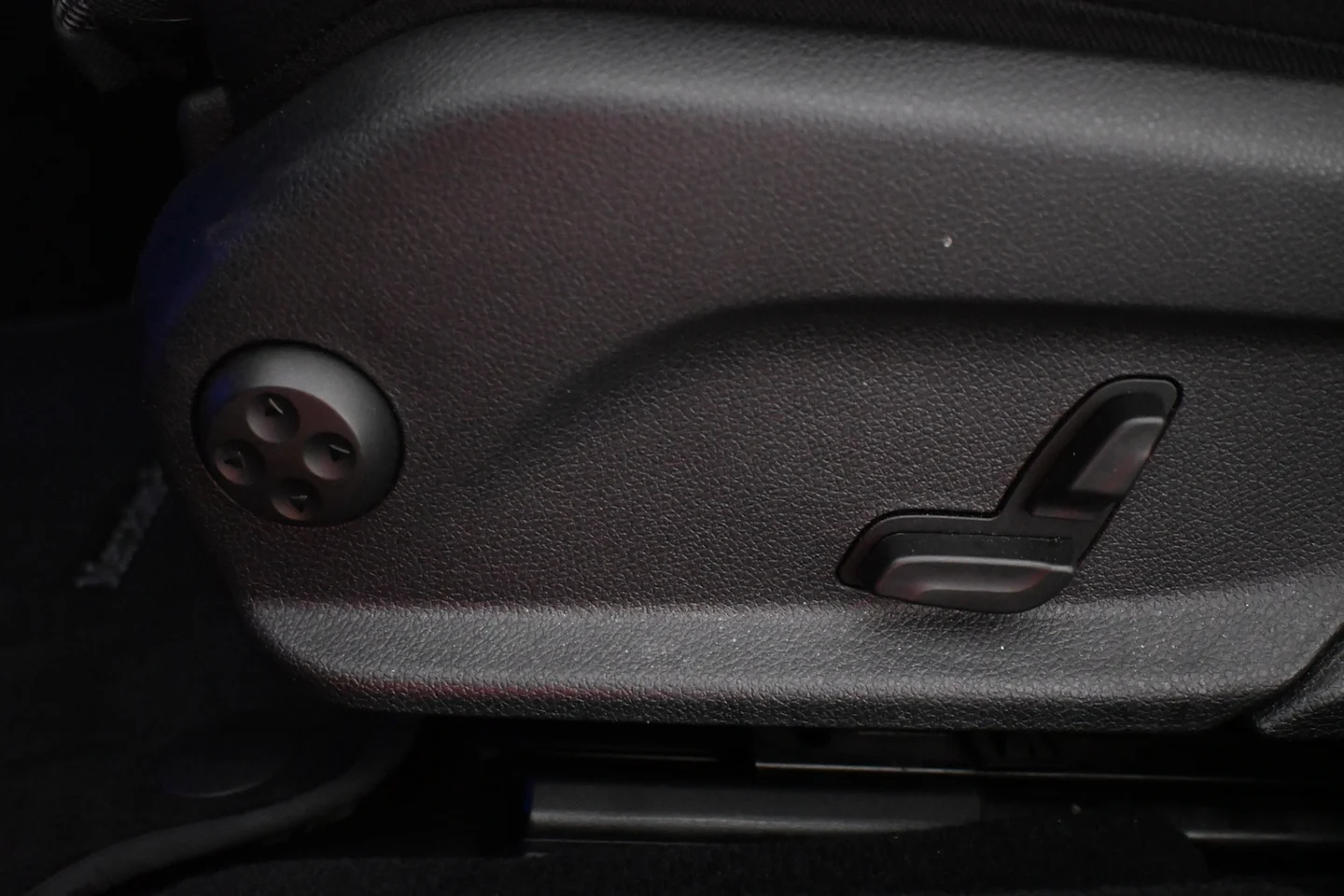 Car Image - 6asnCL8Ot4Kef6ZNPkv4Ke