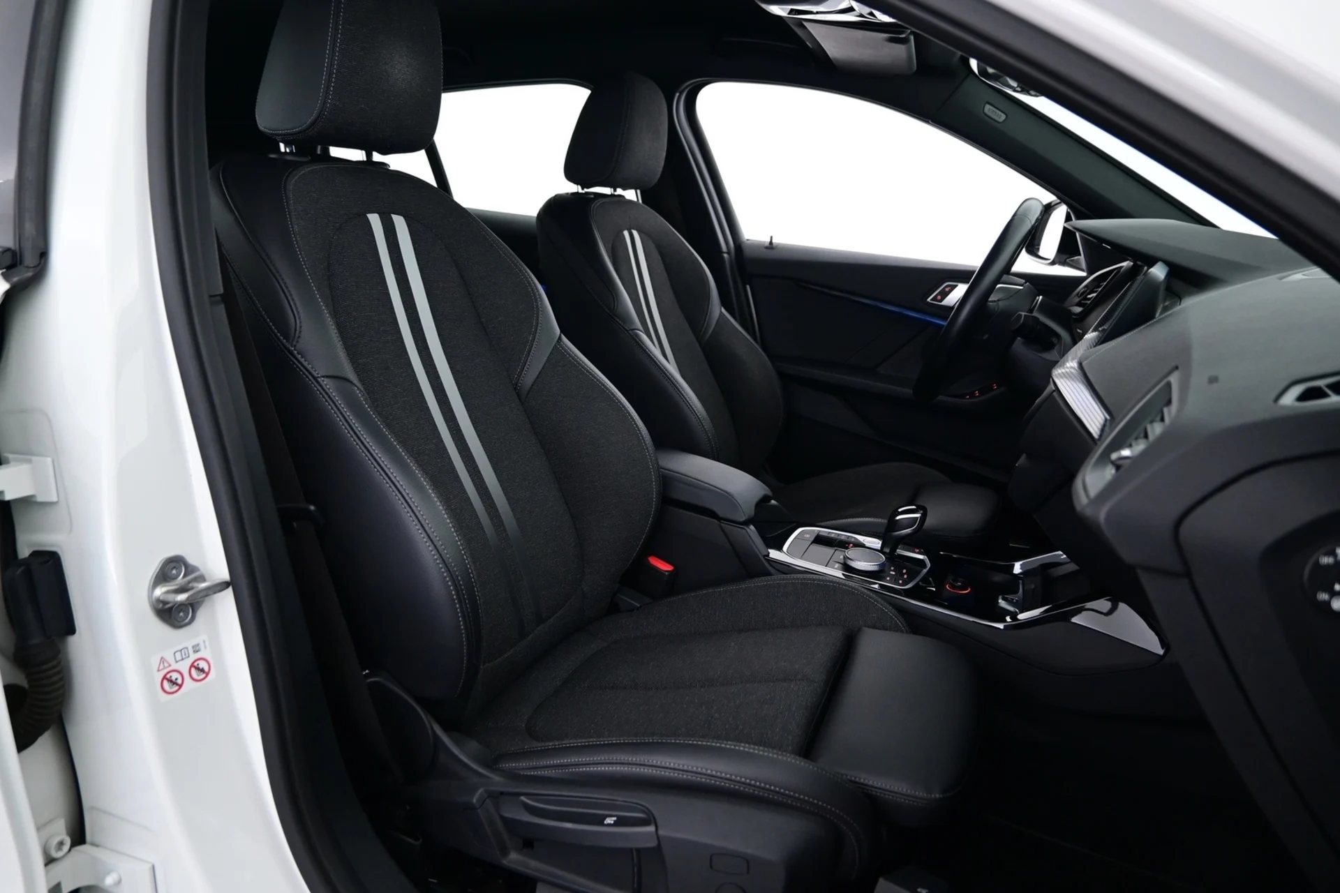 Car Image - 4AzMcLFYjoDcvAS9yQE4kg