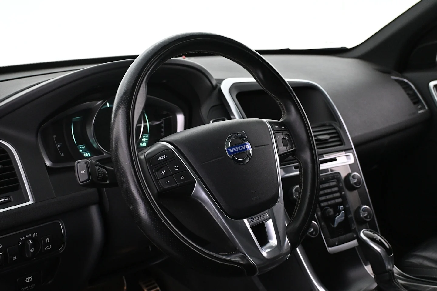 Car Image - cT3Cyn2OZ4fWdPzFYq3Wa