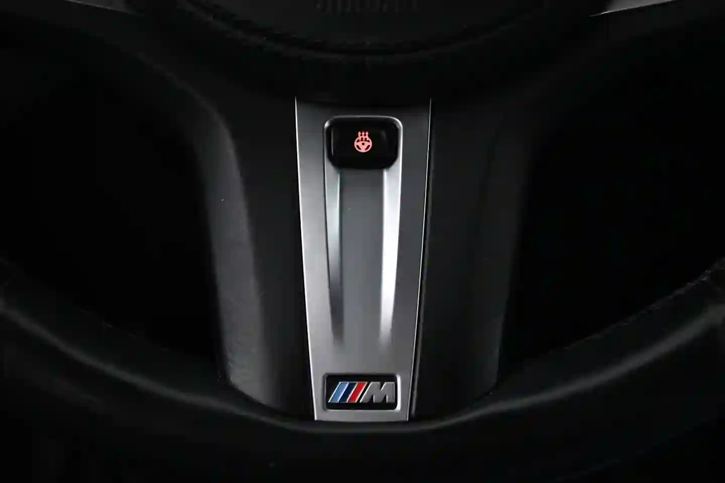 Car Image - 2o1gCc1g2a1InX1EMw4ngK