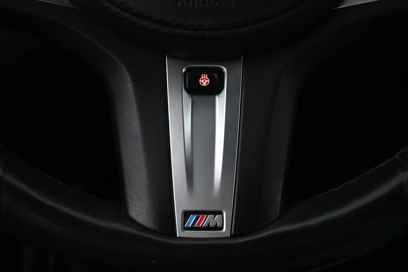 Car Image - 2o1gCc1g2a1InX1EMw4ngK