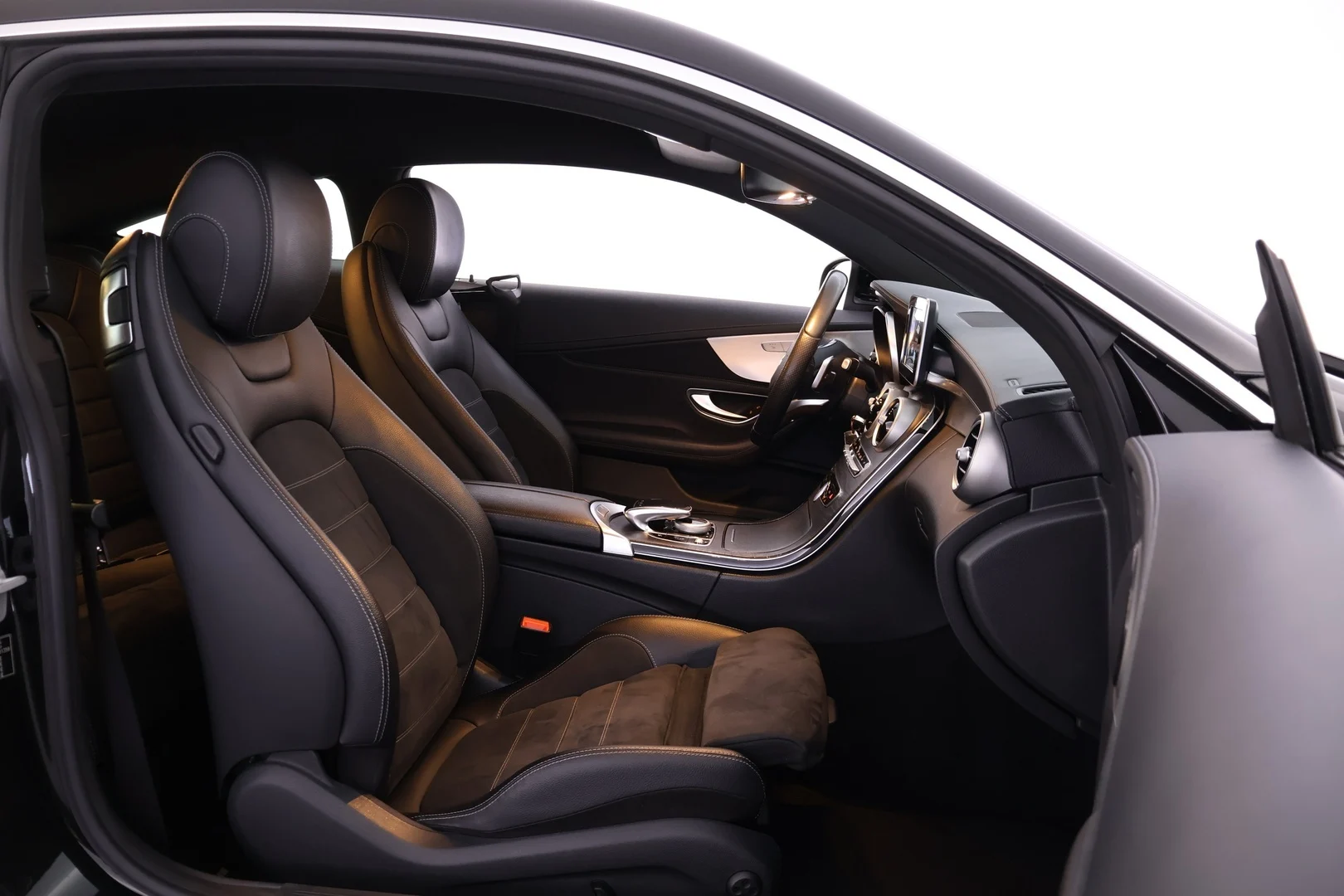 Car Image - 5OOOPeQNbuPf51cCRHEhbX
