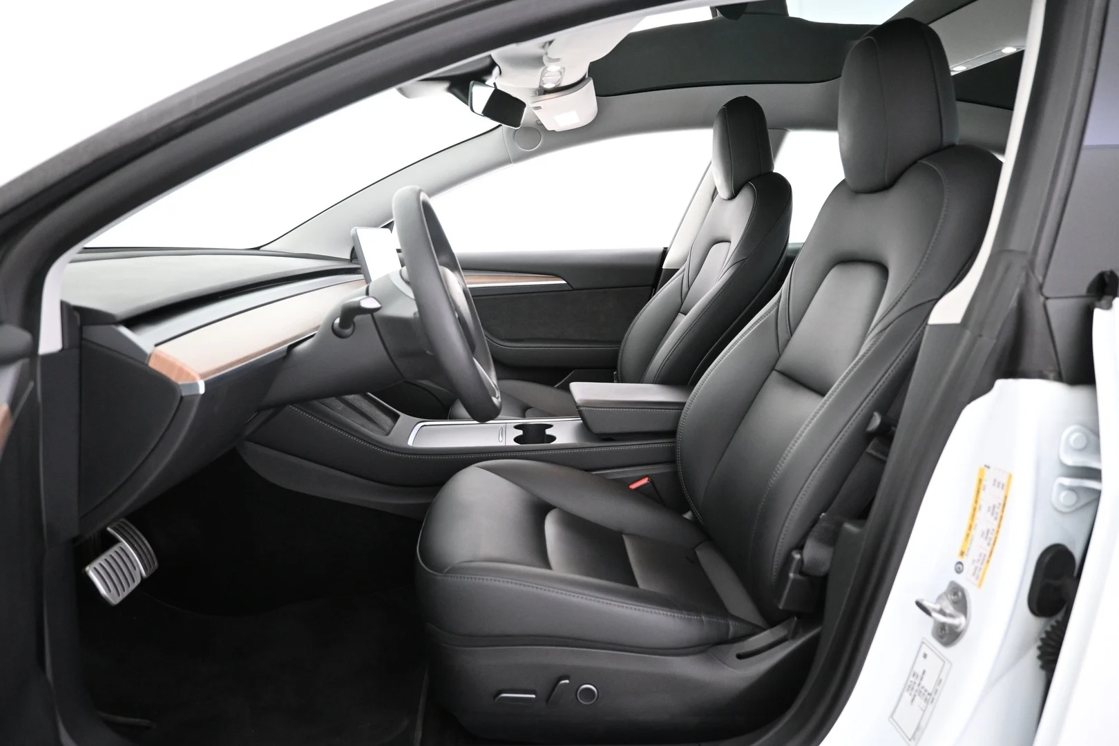 Car Image - uVWAHKyxUc5qsOsEkcRQu