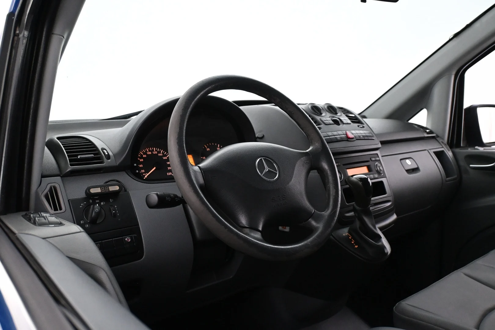 Car Image - 5bW9s50ZMx5IOeMG5CdnZj