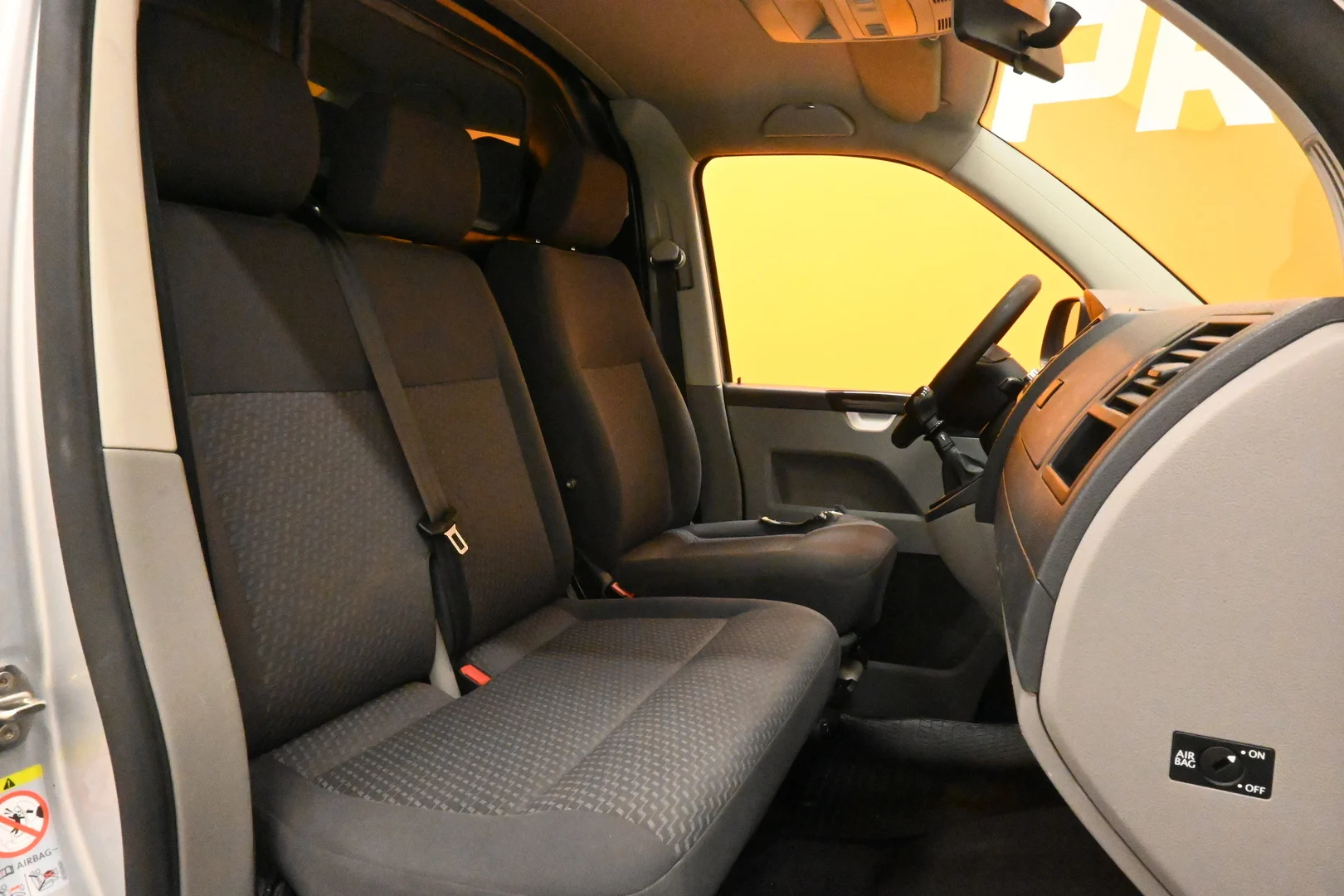 Car Image - 2GlPRmBfBugI9pcntsqpWE