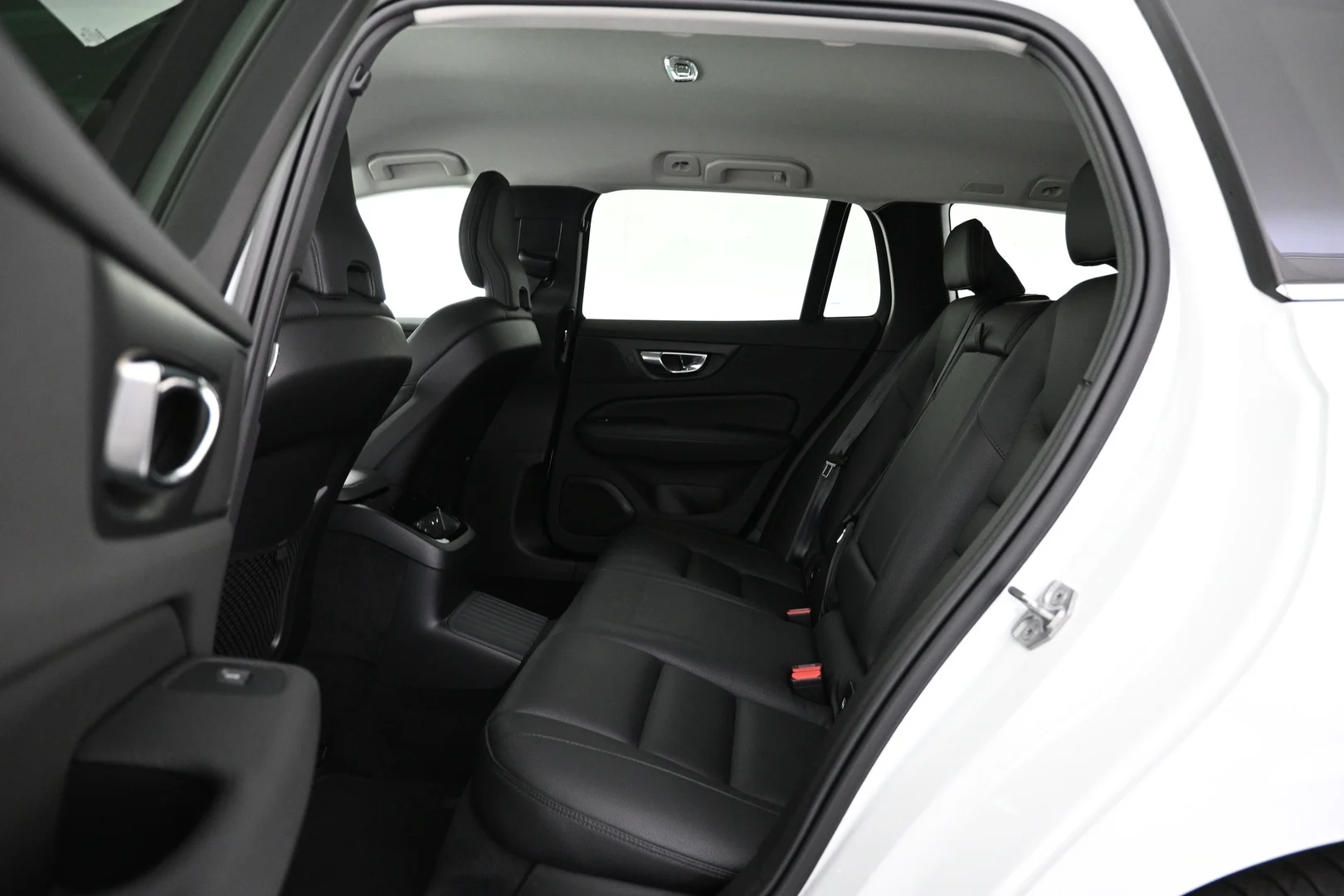 Car Image - 7tR9vjlGkJFBjVAwClm4Xe